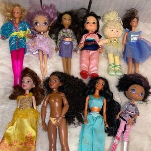10 mix dolls